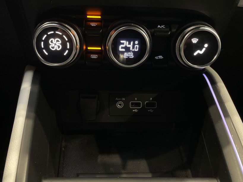 RENAULT CLIO V 2021 - Photo n°18