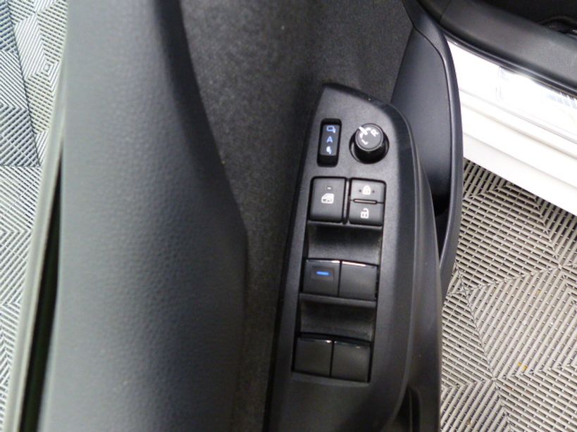 TOYOTA YARIS 2021 - Photo n°23