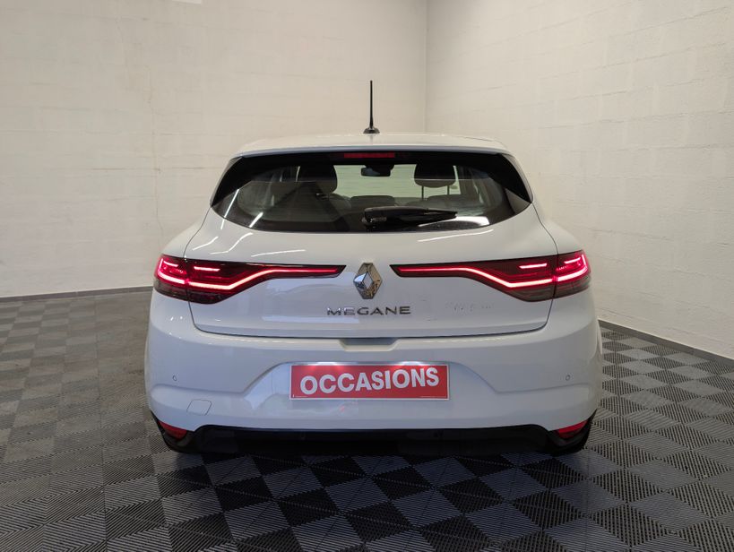 RENAULT MEGANE IV BERLINE 2021 - Photo n°6