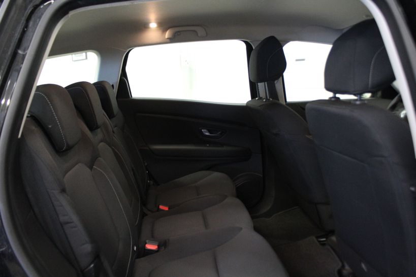 RENAULT GRAND SCENIC IV 2018 - Photo n°7