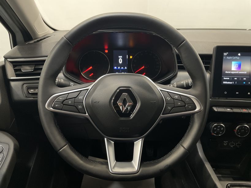 RENAULT CLIO V 2021 - Photo n°11