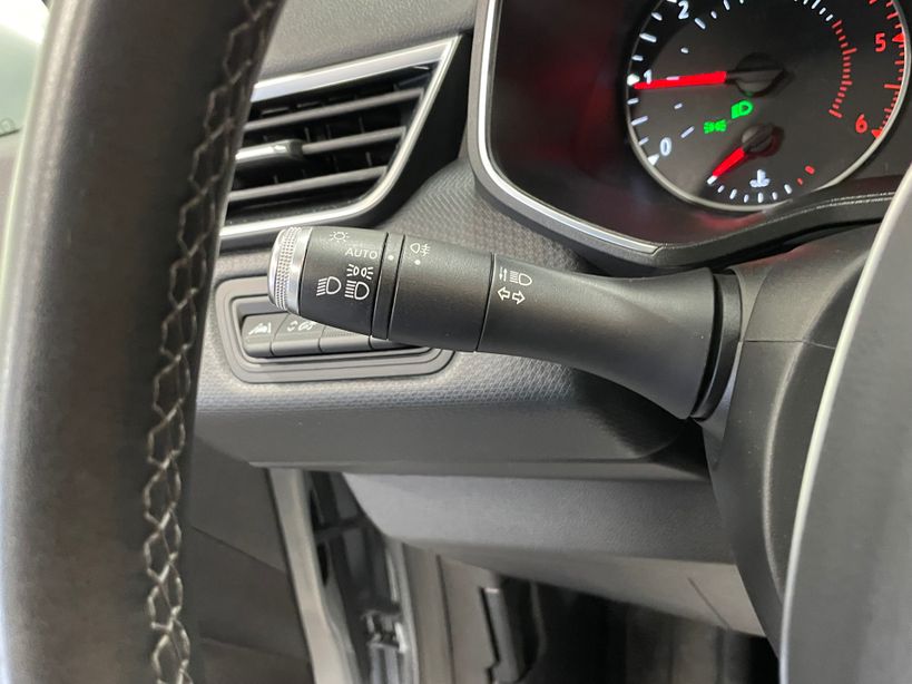 RENAULT CLIO V 2021 - Photo n°19