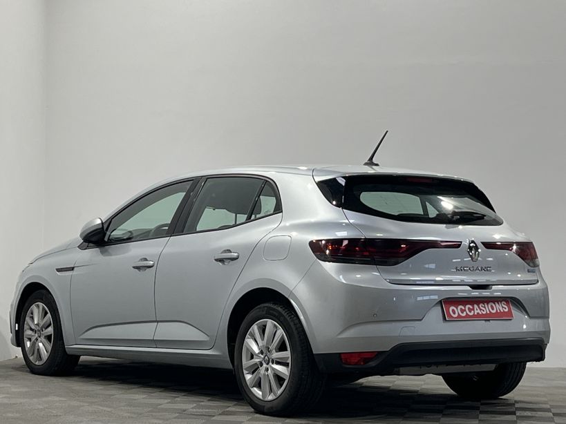 RENAULT MEGANE IV BERLINE 2021 - Photo n°4