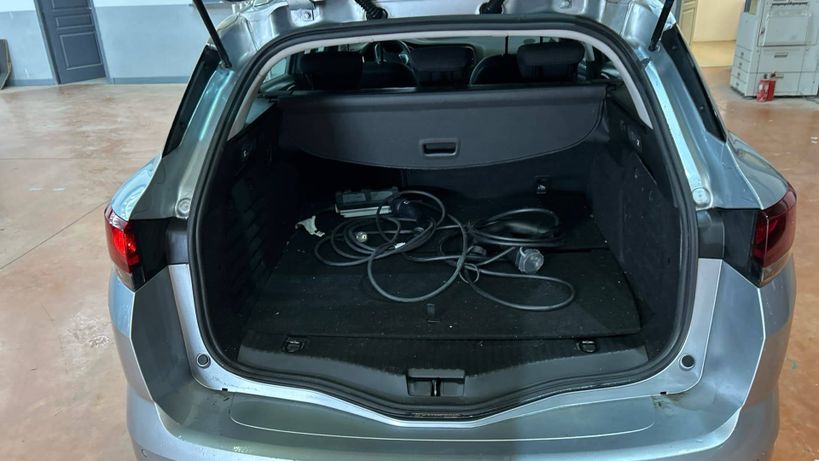 RENAULT MEGANE IV ESTATE 2021 - Photo n°15