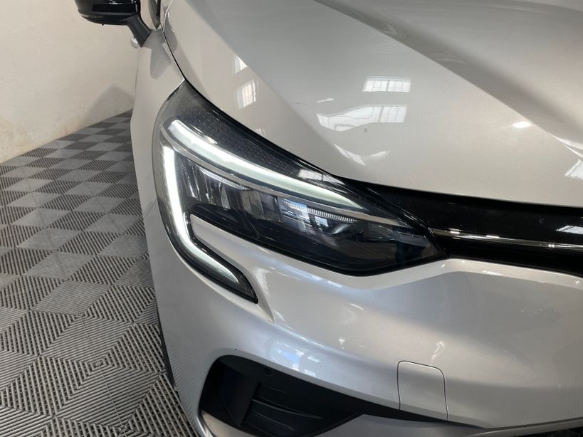 RENAULT CLIO V 2022 - Photo n°4