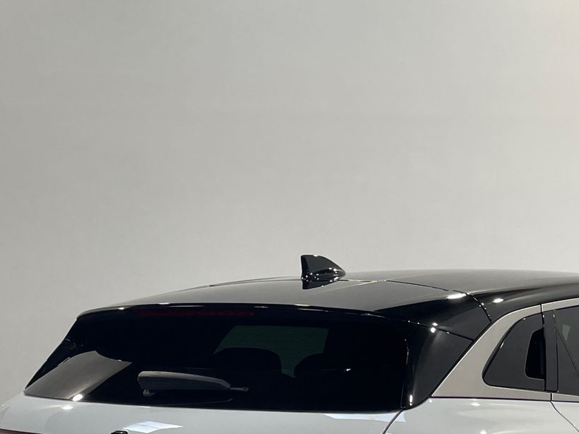 RENAULT MEGANE E TECH 2023 - Photo n°50