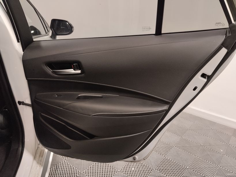 TOYOTA COROLLA TOURING SPORTS HYBRIDE MY22 2022 - Photo n°9