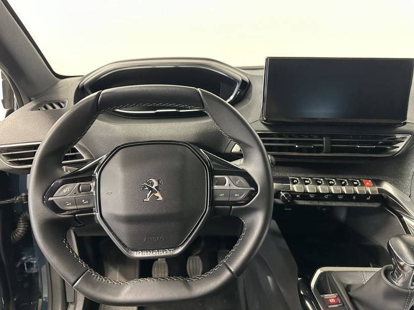 PEUGEOT 3008 2023 - Photo n°13