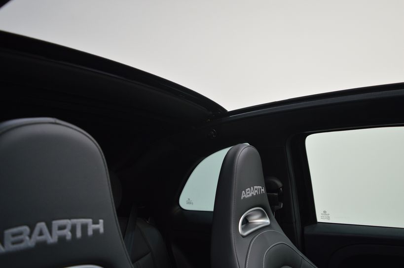 ABARTH 595 SERIE 5 2021 - Photo n°32