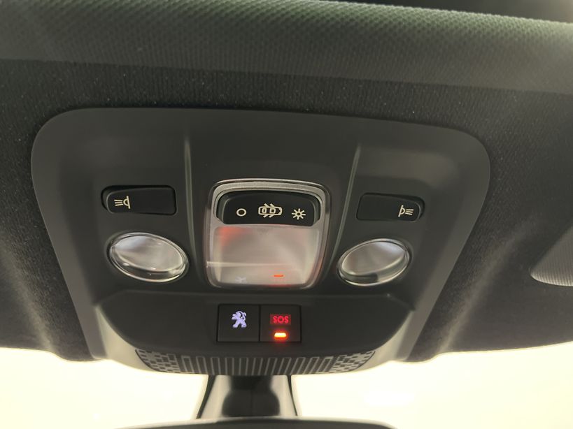 PEUGEOT 208 2014 - Photo n°23