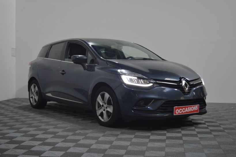 RENAULT CLIO IV ESTATE 2017 - Photo n°2