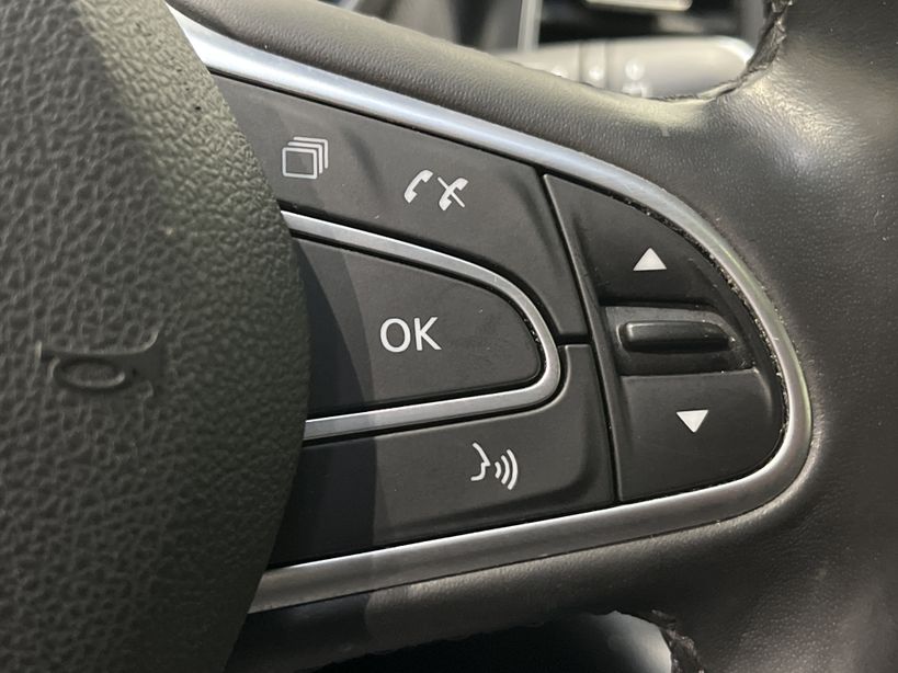 RENAULT TALISMAN ESTATE BUSINESS 2016 - Photo n°27