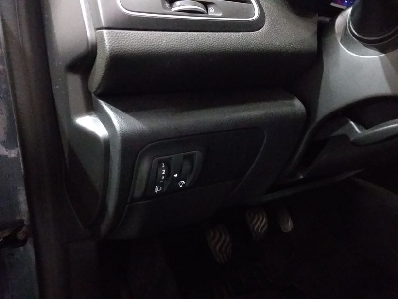 RENAULT MEGANE IV BERLINE 2021 - Photo n°32