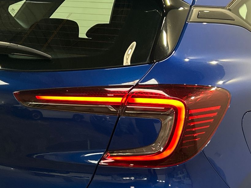 RENAULT CAPTUR 2021 - Photo n°8