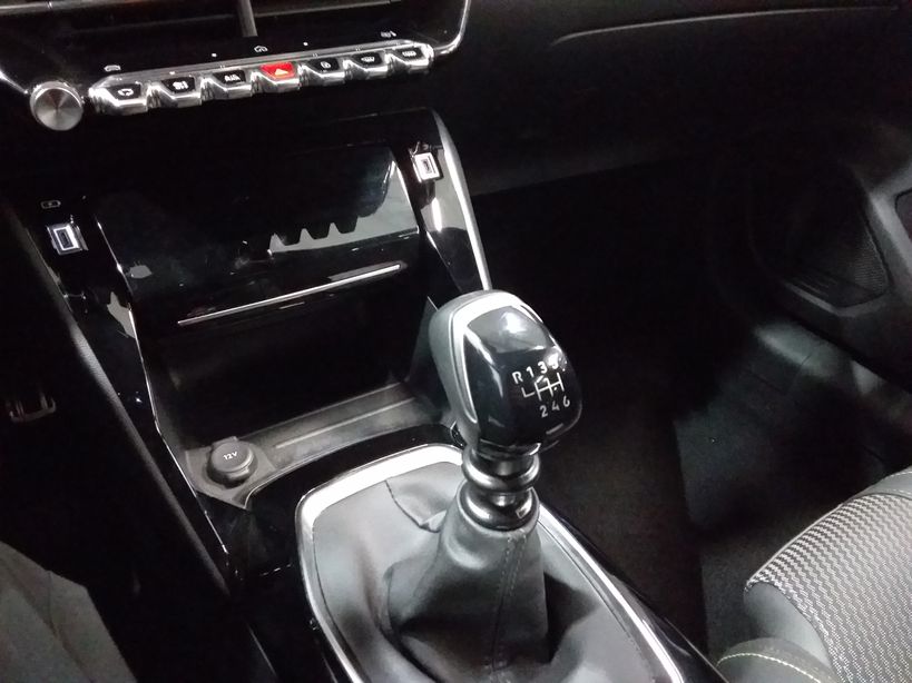 PEUGEOT 208 2024 - Photo n°21