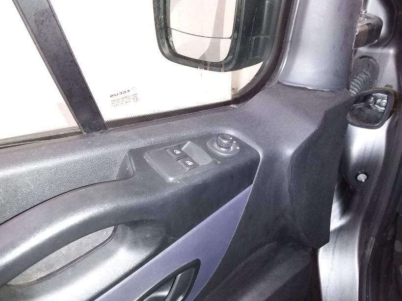 OPEL VIVARO COMBI 2017 - Photo n°12
