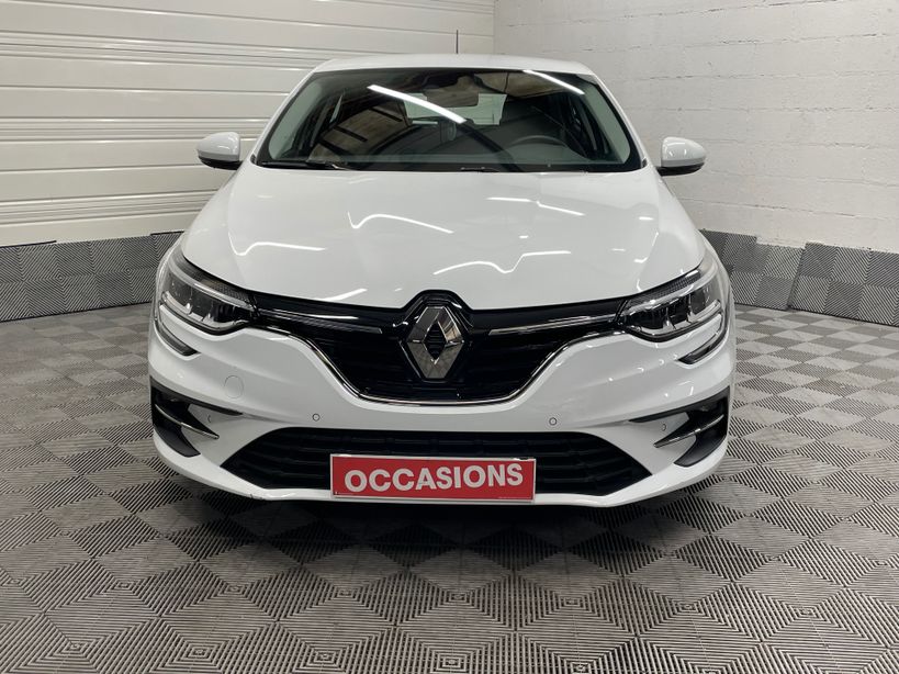 RENAULT MEGANE IV BERLINE 2022 - Photo n°2