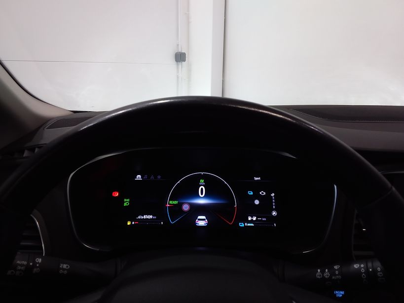 RENAULT MEGANE IV ESTATE 2021 - Photo n°8