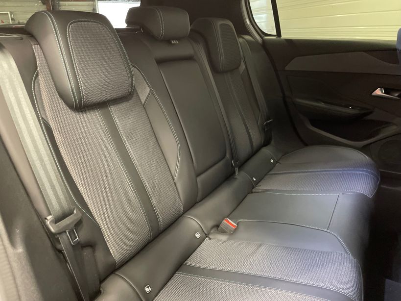 PEUGEOT 308 2023 - Photo n°12