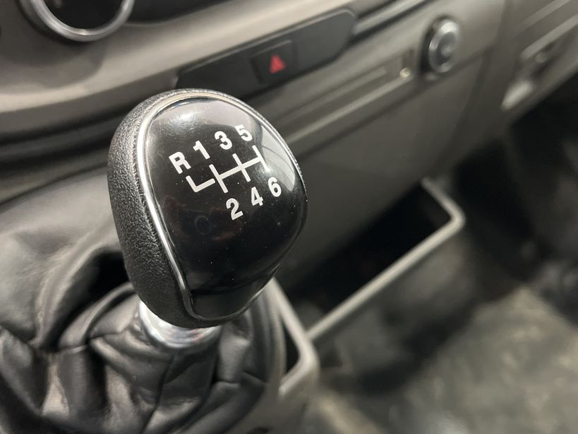 FORD TRANSIT FOURGON 2020 - Photo n°19