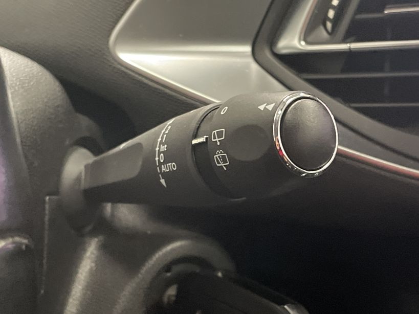 PEUGEOT 308 SW 2020 - Photo n°16