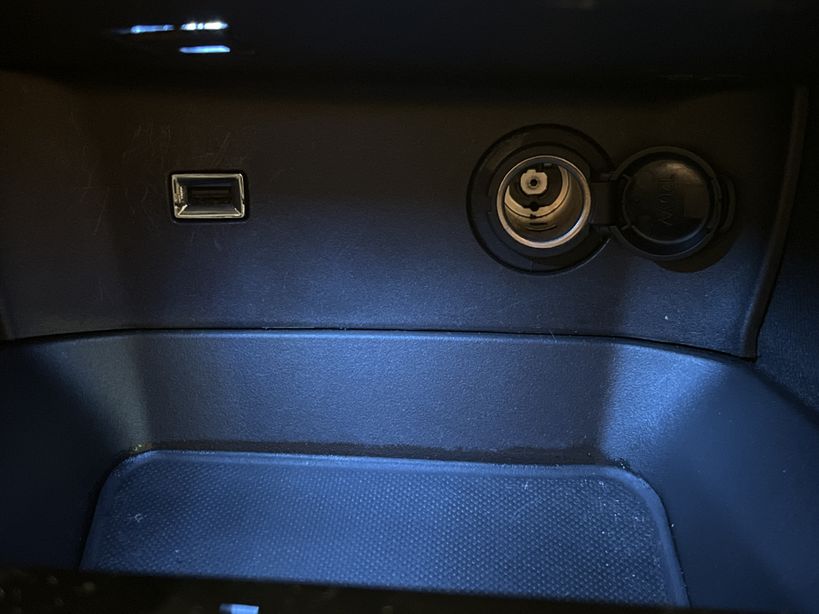 PEUGEOT 3008 2019 - Photo n°18