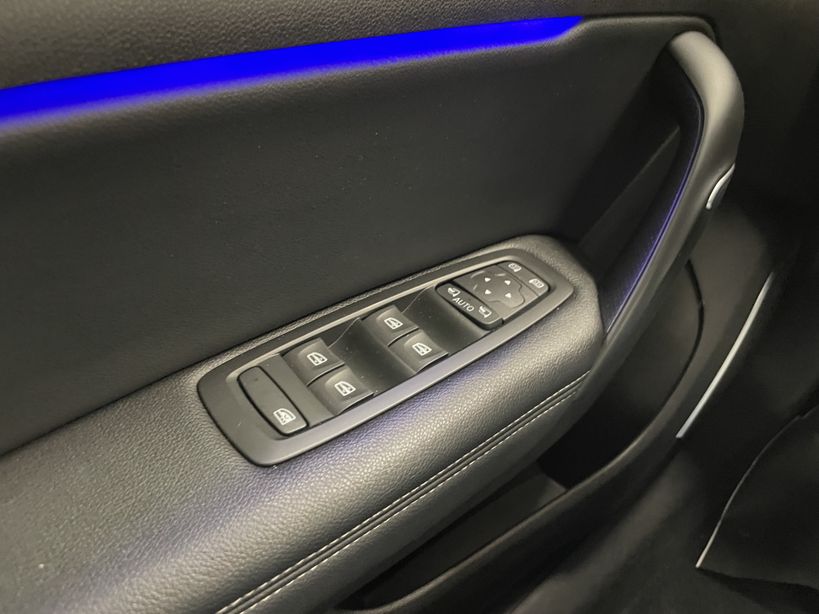 RENAULT MEGANE IV ESTATE 2020 - Photo n°16