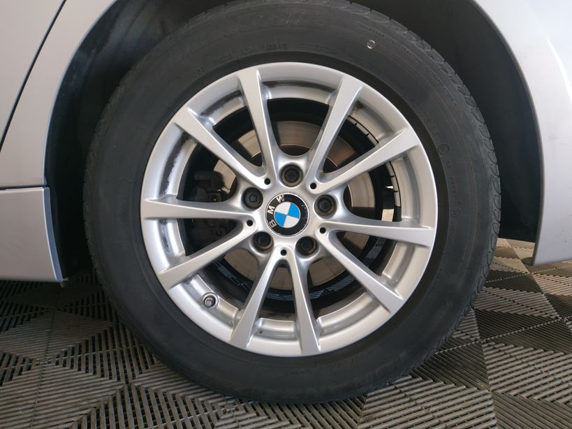 BMW SERIE 3 F30 LCI 2015 - Photo n°19