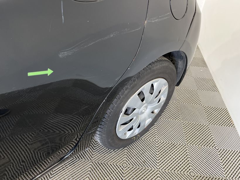 TOYOTA YARIS HYBRIDE 2015 - Photo n°44