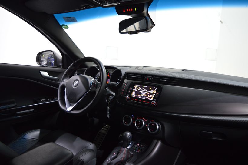 ALFA ROMEO GIULIETTA SERIE 2 2016 - Photo n°8