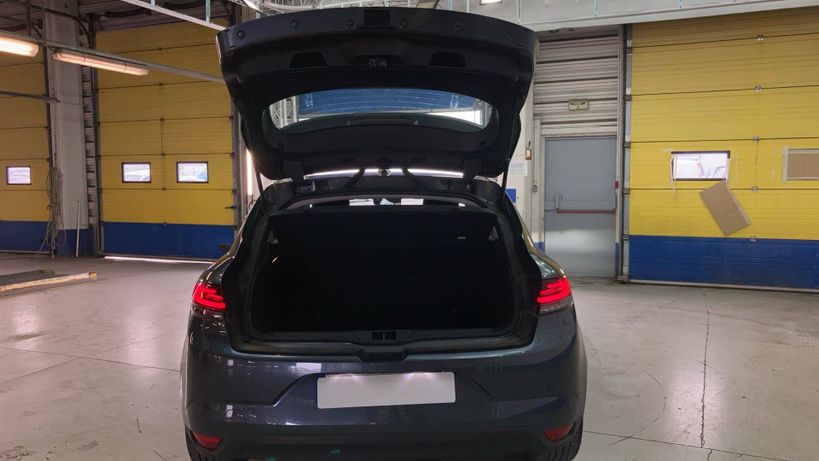 RENAULT MEGANE IV BERLINE 2022 - Photo n°14
