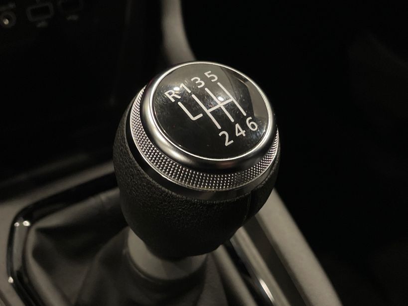 RENAULT CLIO V 2023 - Photo n°19