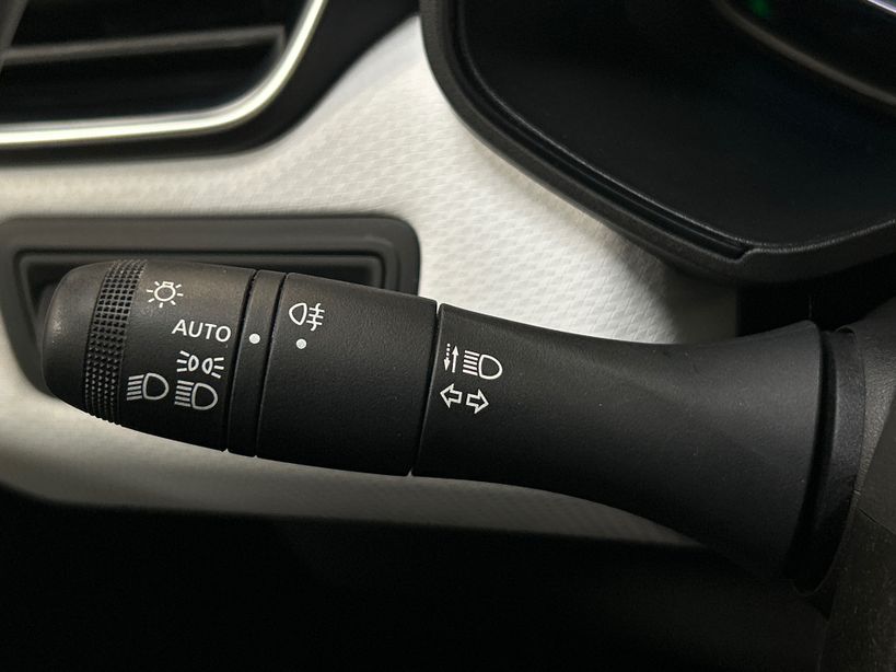 RENAULT CLIO V 2022 - Photo n°25