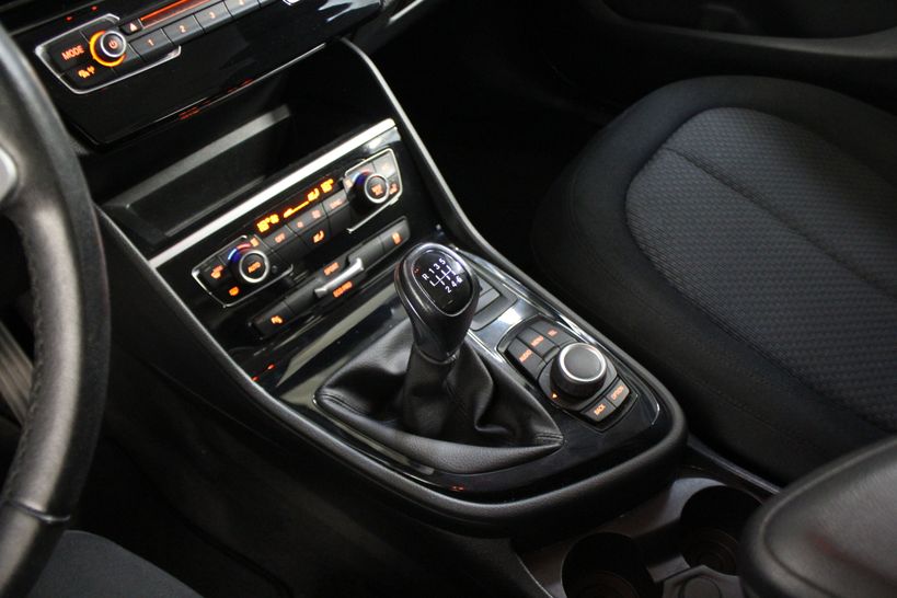 BMW SERIE 2 GRAN TOURER F46 2015 - Photo n°26