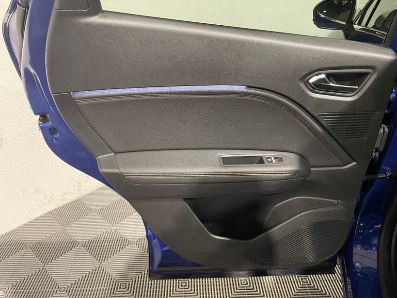 RENAULT CAPTUR 2023 - Photo n°15