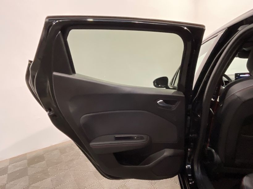 RENAULT CLIO V 2022 - Photo n°35