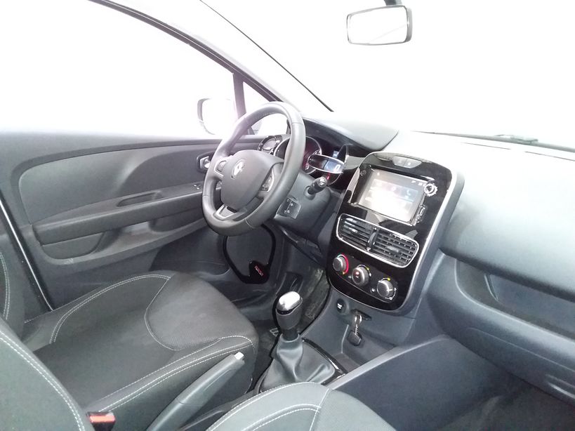 RENAULT CLIO IV BUSINESS 2017 - Photo n°5