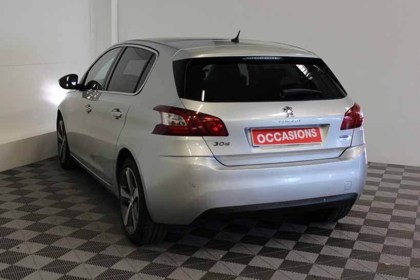 PEUGEOT 308 2015 - Photo n°2