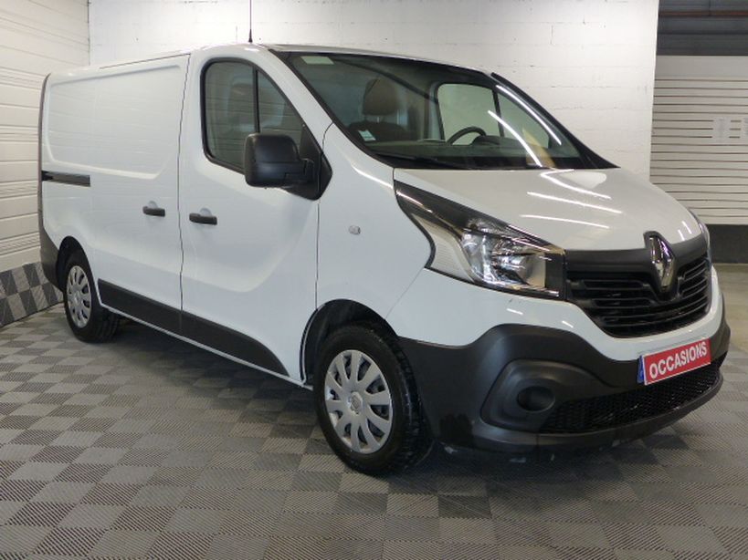 RENAULT TRAFIC FOURGON 2018 - Photo n°3