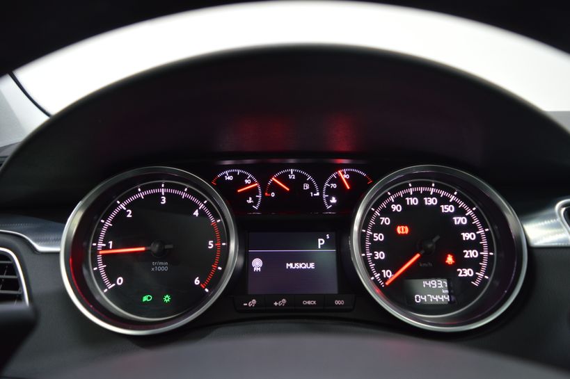 PEUGEOT 508 RXH 2015 - Photo n°20