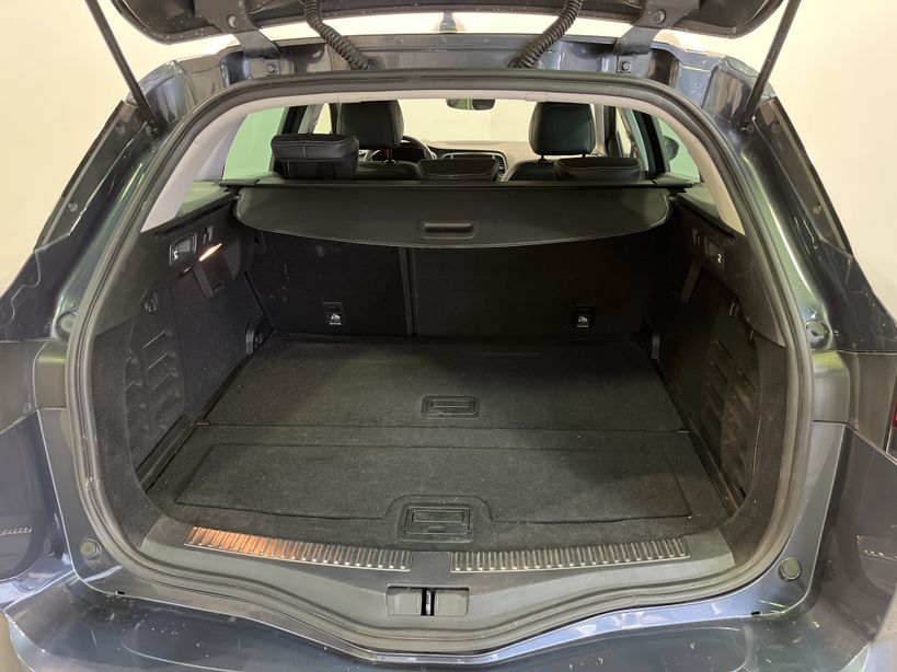 RENAULT MEGANE IV ESTATE 2021 - Photo n°48