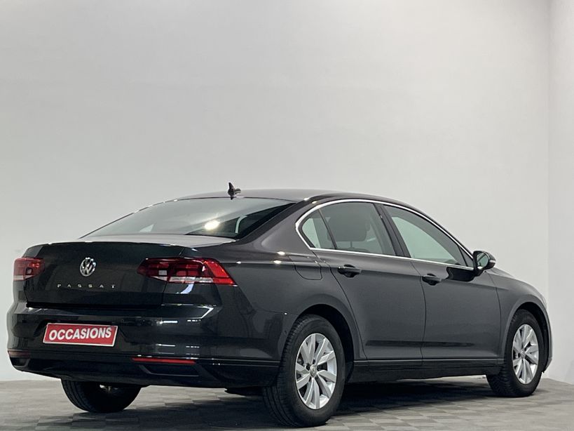 VOLKSWAGEN PASSAT BUSINESS 2019 - Photo n°3