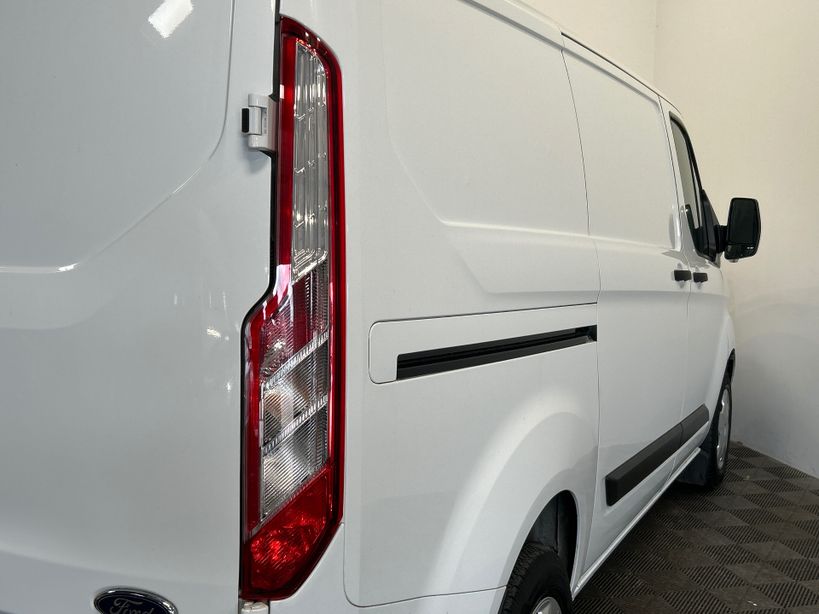 FORD TRANSIT CUSTOM 2024 - Photo n°8