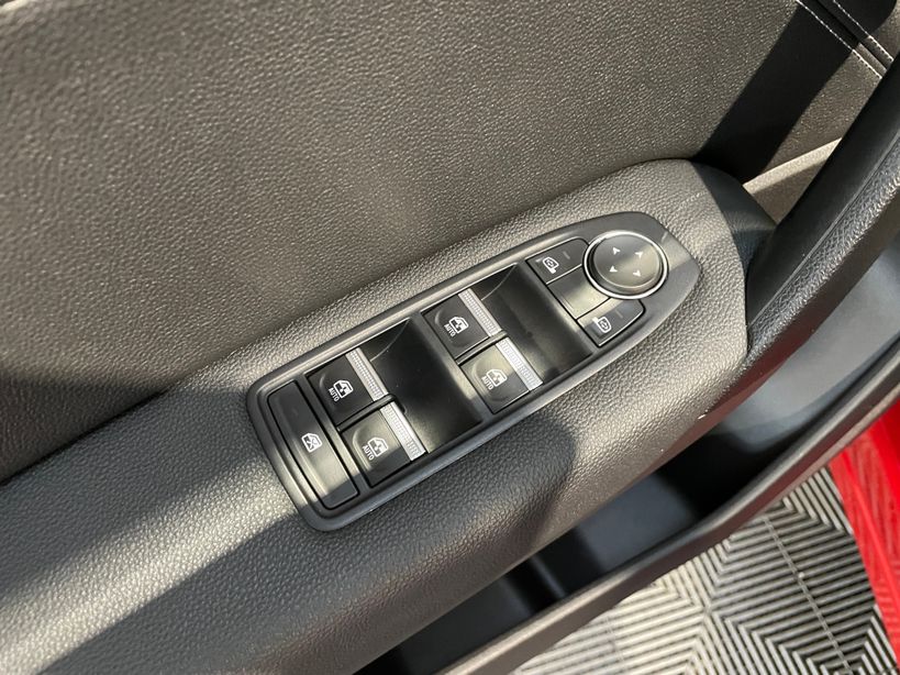 RENAULT CAPTUR 2023 - Photo n°38