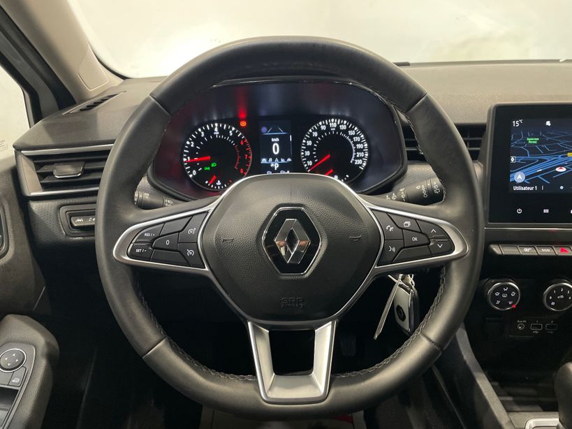 RENAULT CLIO V 2021 - Photo n°11