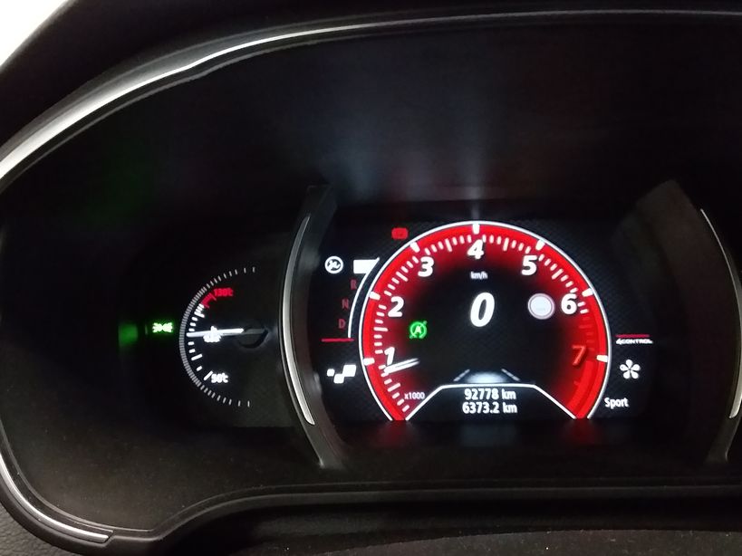 RENAULT MEGANE IV ESTATE 2016 - Photo n°29