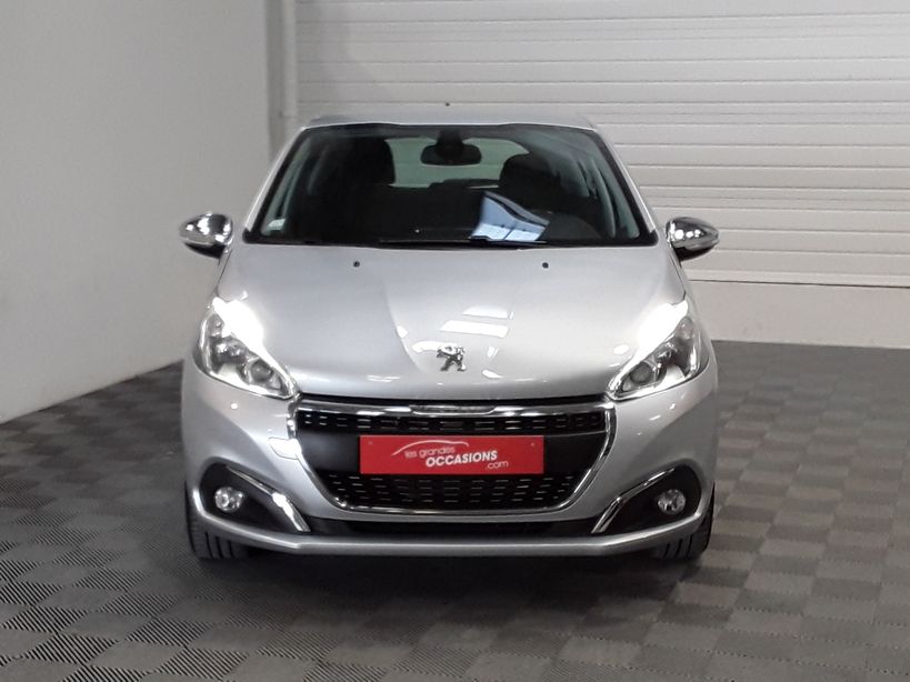 PEUGEOT 208 2017 - Photo n°2