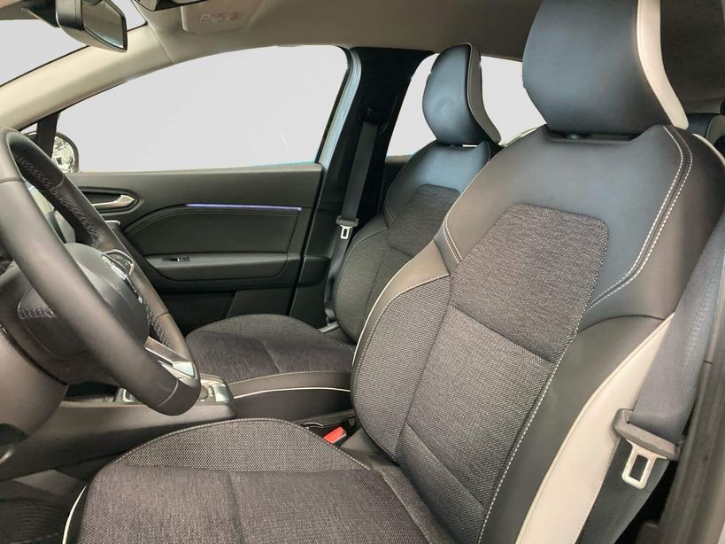 RENAULT CAPTUR 2023 - Photo n°10