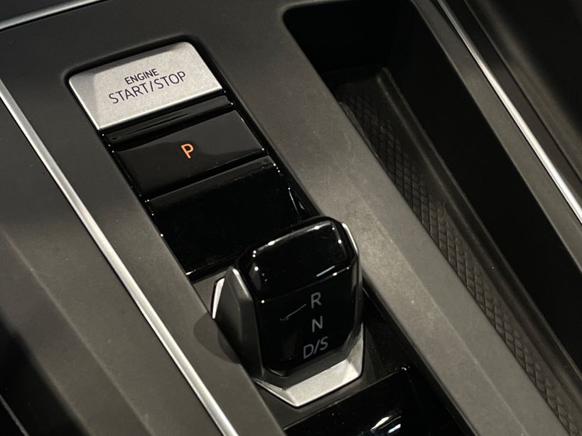 VOLKSWAGEN GOLF 2023 - Photo n°20