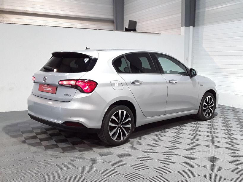 FIAT TIPO 5 PORTES 2017 - Photo n°10